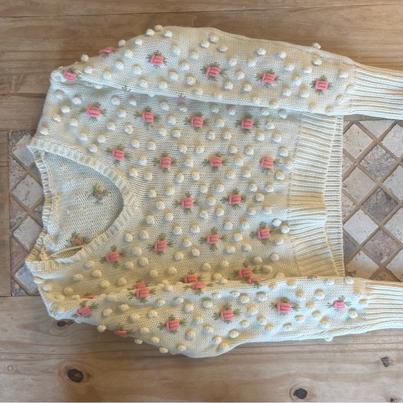 Zara Brand New Cream Knit Sweater with Pink Floral Detailing - Picture 4 of 5